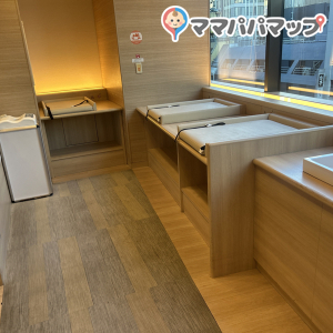 GINZA SIX(6F)の授乳室・おむつ替え台の写真(4枚目)