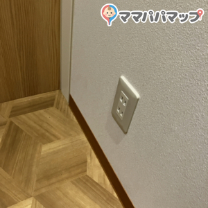 授乳室の中にコンセントがありました。