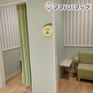 女性専用の授乳室(２部屋)