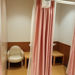 ダイバーシティ(2F ベビー休憩室)の授乳室・おむつ替え台の写真(4枚目)