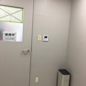 ビックカメラ天神２号館(1F)の授乳室・おむつ替え台の写真(8枚目)