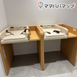 文化創造図書館KADOMADOの授乳室・オムツ替え台情報 画像3