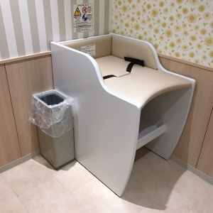 アピタ精華台店(2F)の授乳室・オムツ替え台情報 画像11