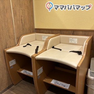 ホームプラザナフコ富合店(1F)の授乳室・オムツ替え台情報 画像2