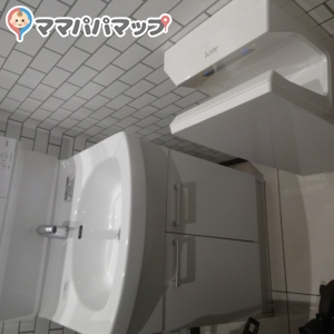 アルビス美濃加茂店(1F)の授乳室・オムツ替え台情報 画像3