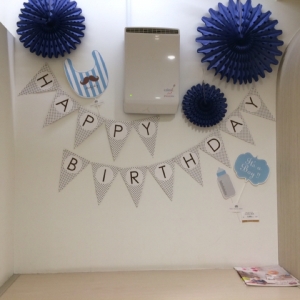 誕生日を祝える飾り付けがあったりします