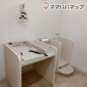 IKEA新三郷(1F)の授乳室・オムツ替え台情報 画像2