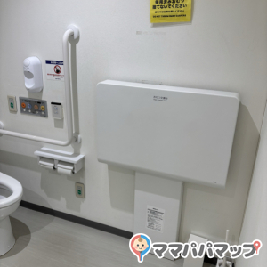 あかのれん 多治見東店(1F)のオムツ替え台情報 画像1