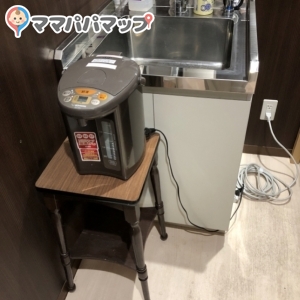 国家公務員共済組合連合会　斗南病院(2F)の授乳室・おむつ替え台の写真(1枚目)