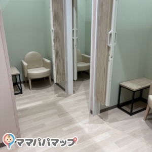 赤ちゃん本舗 テラスモール湘南店(3F)の授乳室・オムツ替え台情報 画像6