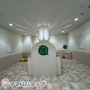 おつむ替えスペース。ここは男性もOK