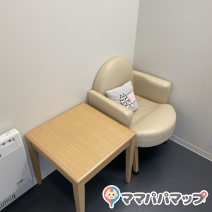 高畠町立図書館の授乳室・オムツ替え台情報 画像2