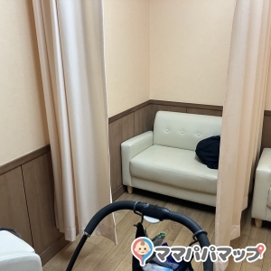 井の頭恩賜公園スポーツ施設管理センター(1F)の授乳室・おむつ替え台の写真(1枚目)