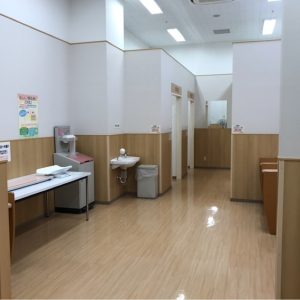 アピタ稲沢東店(2F)の授乳室・オムツ替え台情報 画像2