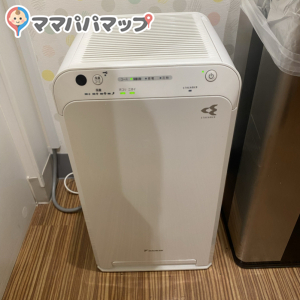 ダイキンの空気清浄機？加湿機？加湿空気清浄機？が設置されていてサービスが充実しているなと思いました♪^ - ^