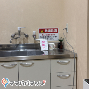 エディオン福山本店(3F)の授乳室・おむつ替え台の写真(1枚目)