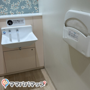 ららぽーと福岡(1F)の授乳室・おむつ替え台の写真(10枚目)
