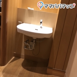 渋沢資料館(1F)の授乳室・オムツ替え台情報 画像2
