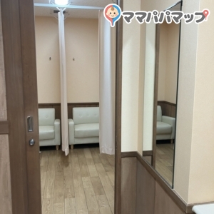 井の頭恩賜公園スポーツ施設管理センター(1F)の授乳室・おむつ替え台の写真(2枚目)
