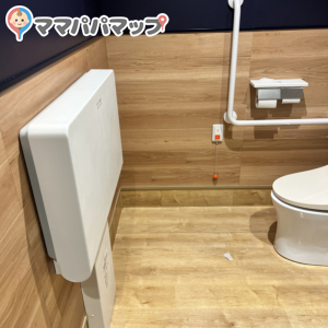 はま寿司 町田小山ヶ丘店のオムツ替え台情報 画像1