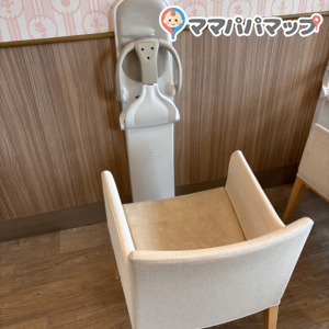 子ども用のハイチェア？もありました