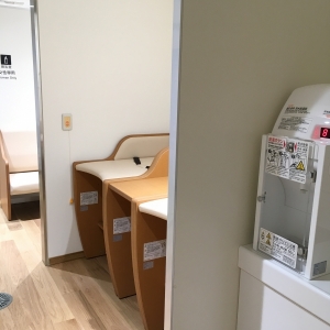 ベビーカーですれ違える通路幅です