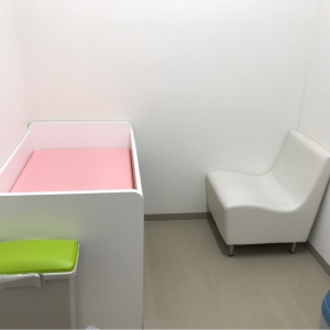 西松屋 嵯峨丸太町通店の授乳室・オムツ替え台情報 画像1