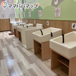 おむつ替え台