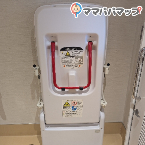 生鮮市場TOP アクロスプラザ鹿沼店(1F)の授乳室・おむつ替え台の写真(2枚目)