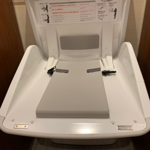 他の個室の前にあるので、他の利用者さんがいると、ちょっと申し訳ないです。。