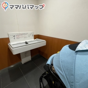 ベビーカーは問題なく入る広々スペース！