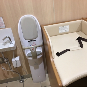 セントラルスクエア ライフ押上駅前店(1F)の授乳室・オムツ替え台情報 画像8