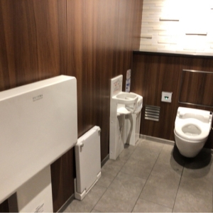 改札内女子トイレ