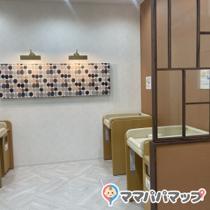 鳥栖プレミアムアウトレット　ウェッジウッド横の授乳室・オムツ替え台情報 画像5