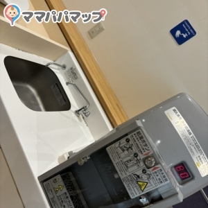 トイザらス神戸umie店(4F)の授乳室・オムツ替え台情報 画像5