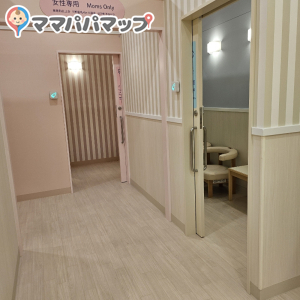 イオンタウン松阪船江(2F)の授乳室・オムツ替え台情報 画像2
