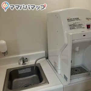 アトレ吉祥寺 ベビールーム(1F)の授乳室・おむつ替え台の写真(2枚目)