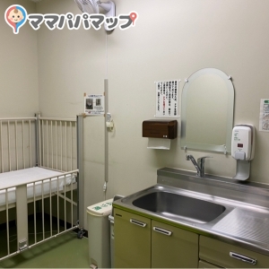 清掃員の方がこまめにお掃除をしてくださっており、清潔です。