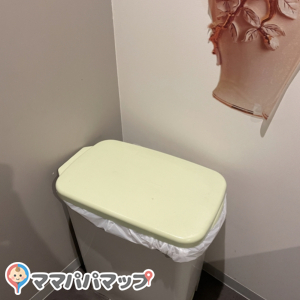 花のある棲家(4F)のオムツ替え台情報 画像2