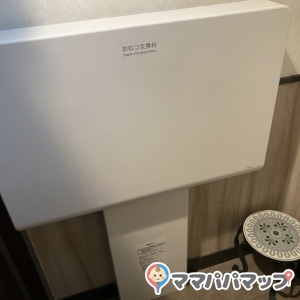 さかい珈琲 宇都宮ゆいの杜店(1F)のオムツ替え台情報 画像1