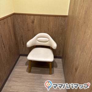 カインズ 熊本宇土店の授乳室・おむつ替え台の写真(2枚目)