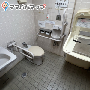 引地川親水公園のオムツ替え台情報 画像1
