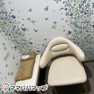 TOTO DAIKEN YKKAP札幌コラボレーションショールームの授乳室・おむつ替え台の写真(2枚目)