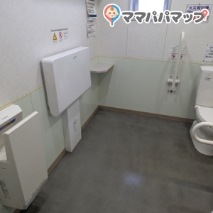 ドラッグストア　コスモス　貴崎店のオムツ替え台情報 画像1