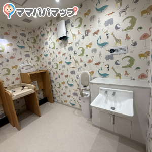 北館3階レストラン横トイレ(3F)の授乳室・オムツ替え台情報 画像2