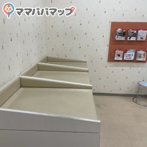 アピタ松阪三雲店(2F)の授乳室・オムツ替え台情報 画像3
