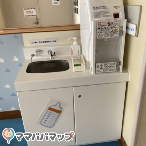 浜松こども館(6-7F)の授乳室・おむつ替え台の写真(2枚目)