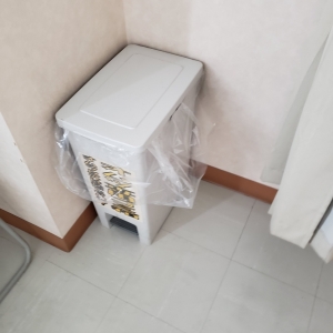 オムツ用のゴミ箱