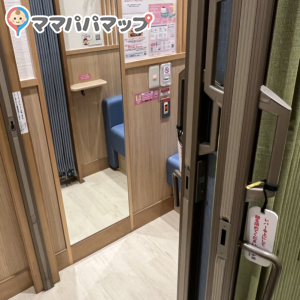 ららぽーと立川立飛(３F　北側トイレ奥)の授乳室・オムツ替え台情報 画像2