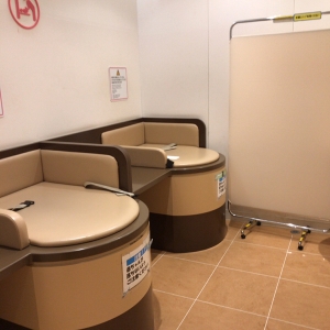 越谷レイクタウン　mori1階　かにチャーハンダイニング横(1F)の授乳室・オムツ替え台情報 画像6